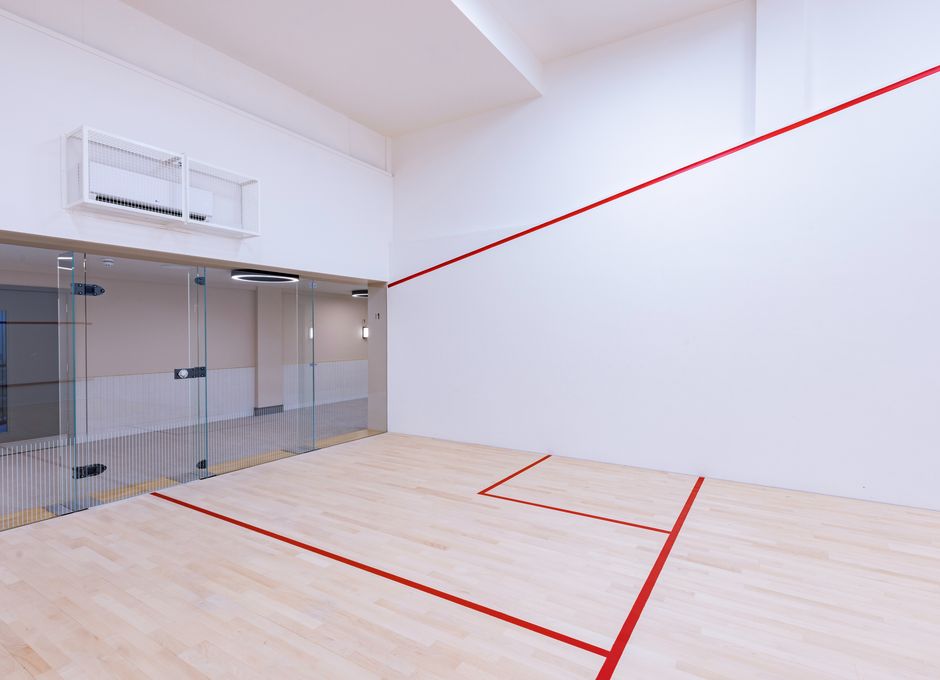 Peinture intérieure d’une salle de sport ou fitness